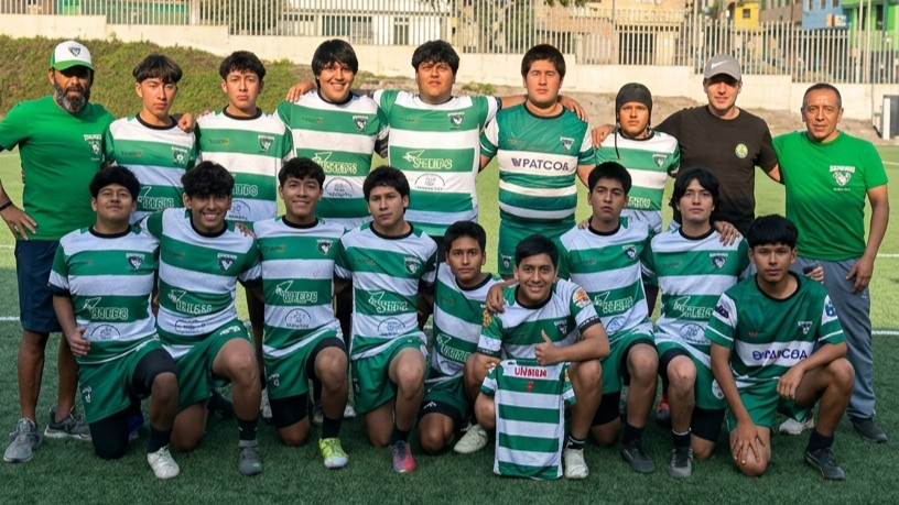 Equipos juveniles (U16 y U18) de Dragones Rugby Club en entrenamiento